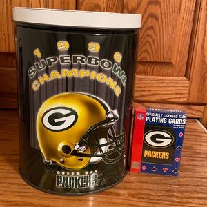 Super Bowl collectors tin/playing cards